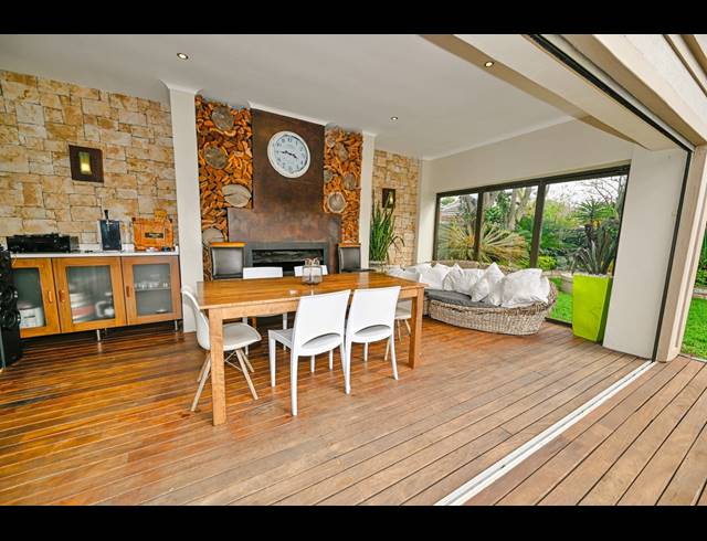5 BEDROOM HOUSE FOR SALE IN VIERLANDEN